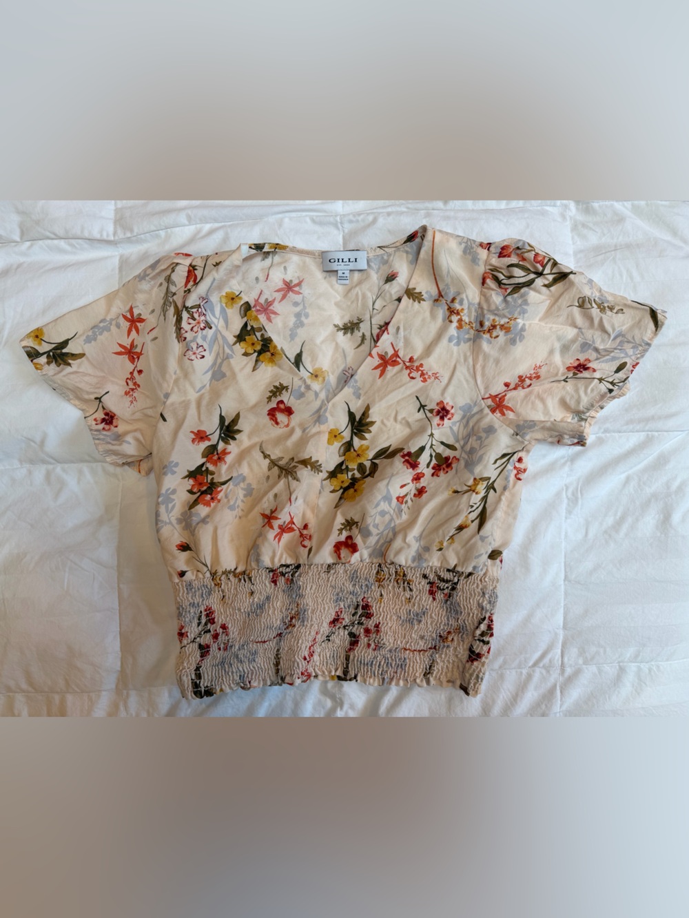 Gilli Cream Floral Smocked Waist Short Sleeve Blouse